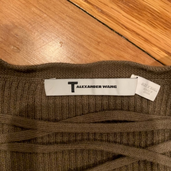 90s Crop Top! T by Alexander Wang Olive Lace Up Short Sleeve Sweater - Size P - Picture 2 of 3